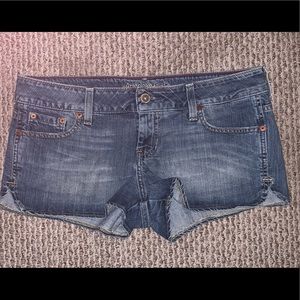 American eagle women’s shorts size 12